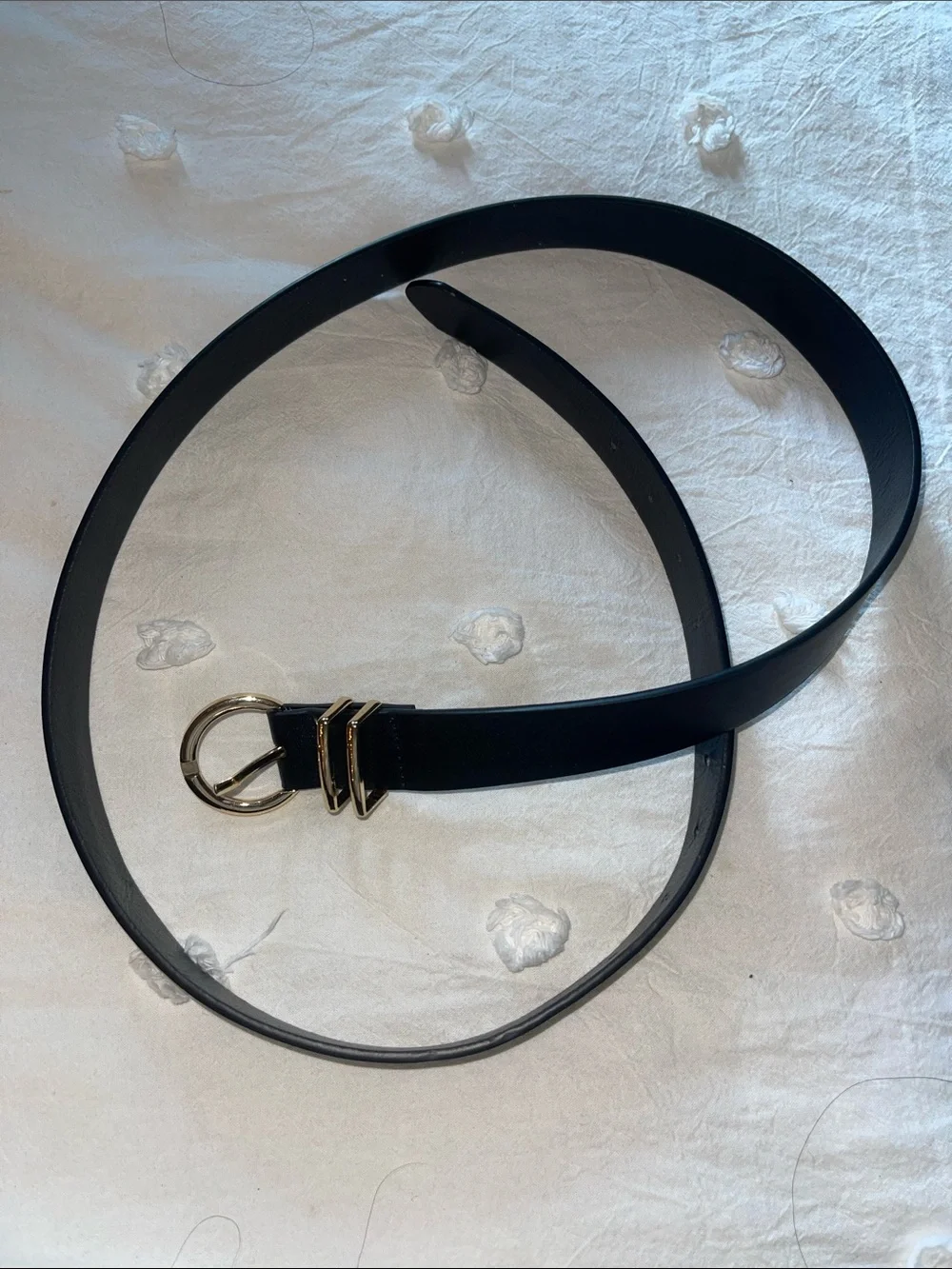 Amazon Black Women's Belt with Gold Double-Ring Buckle